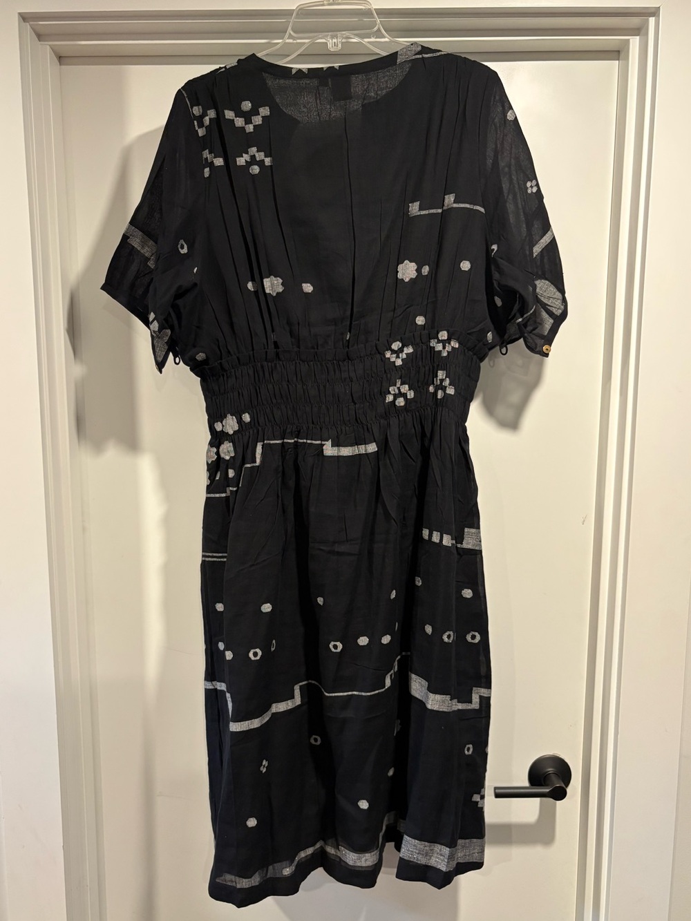 World of Crow Elastic Waist Midi Dress NWT - Picture 3 of 4